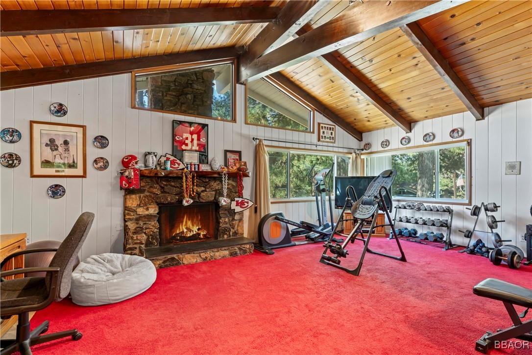 30955 Scenic Way Running Springs, CA 92382 - Photo 16 of 34 Den/family room