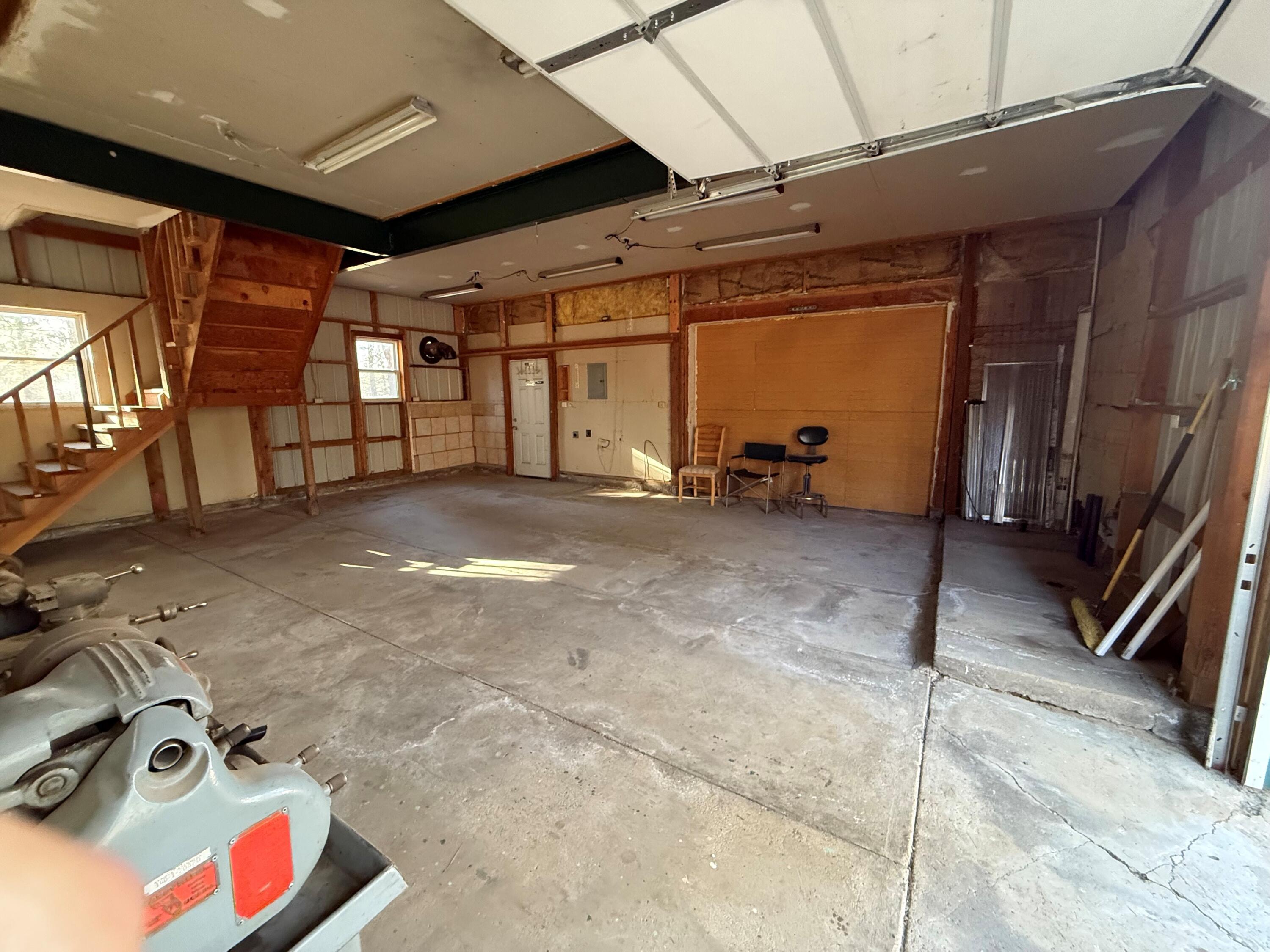 7623 Prairie Dog Drive Bonanza, OR 97623 - Photo 44 of 51 Shop Interior
