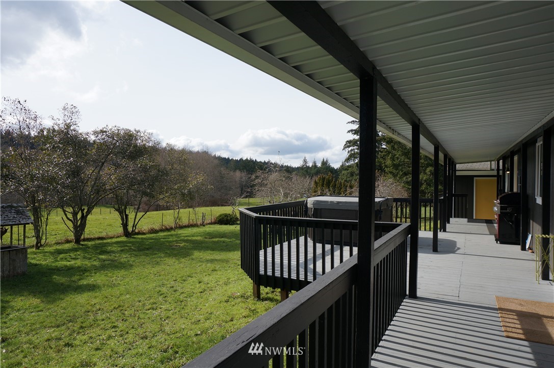 9108 Johnson Road Anderson Island, WA 98303 - Photo 20 of 34