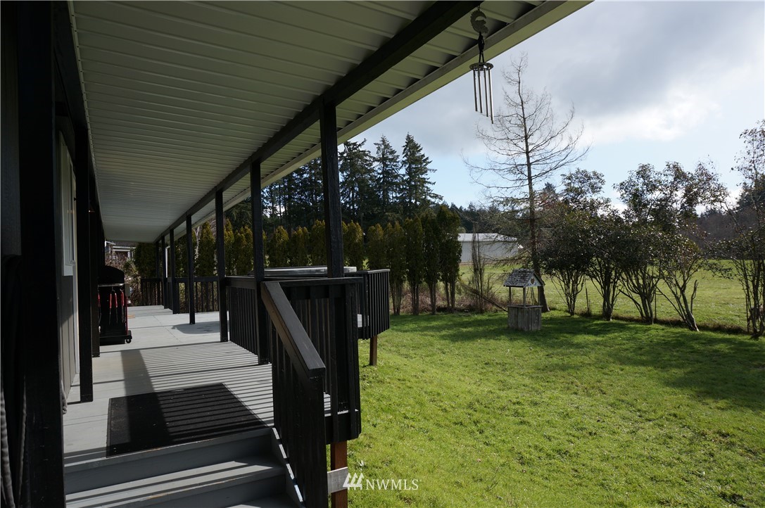 9108 Johnson Road Anderson Island, WA 98303 - Photo 22 of 34