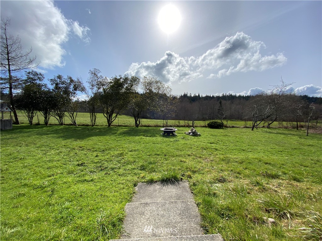 9108 Johnson Road Anderson Island, WA 98303 - Photo 25 of 34