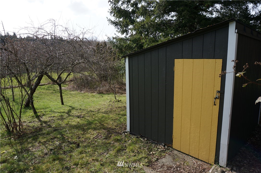 9108 Johnson Road Anderson Island, WA 98303 - Photo 29 of 34