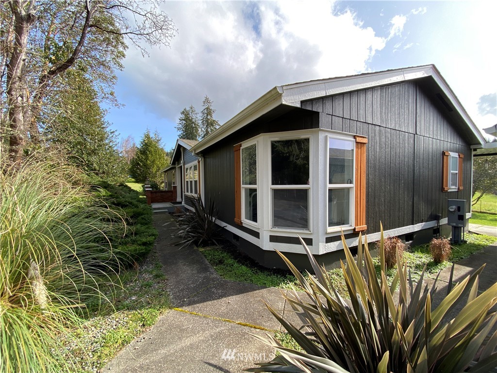 9108 Johnson Road Anderson Island, WA 98303 - Photo 31 of 34