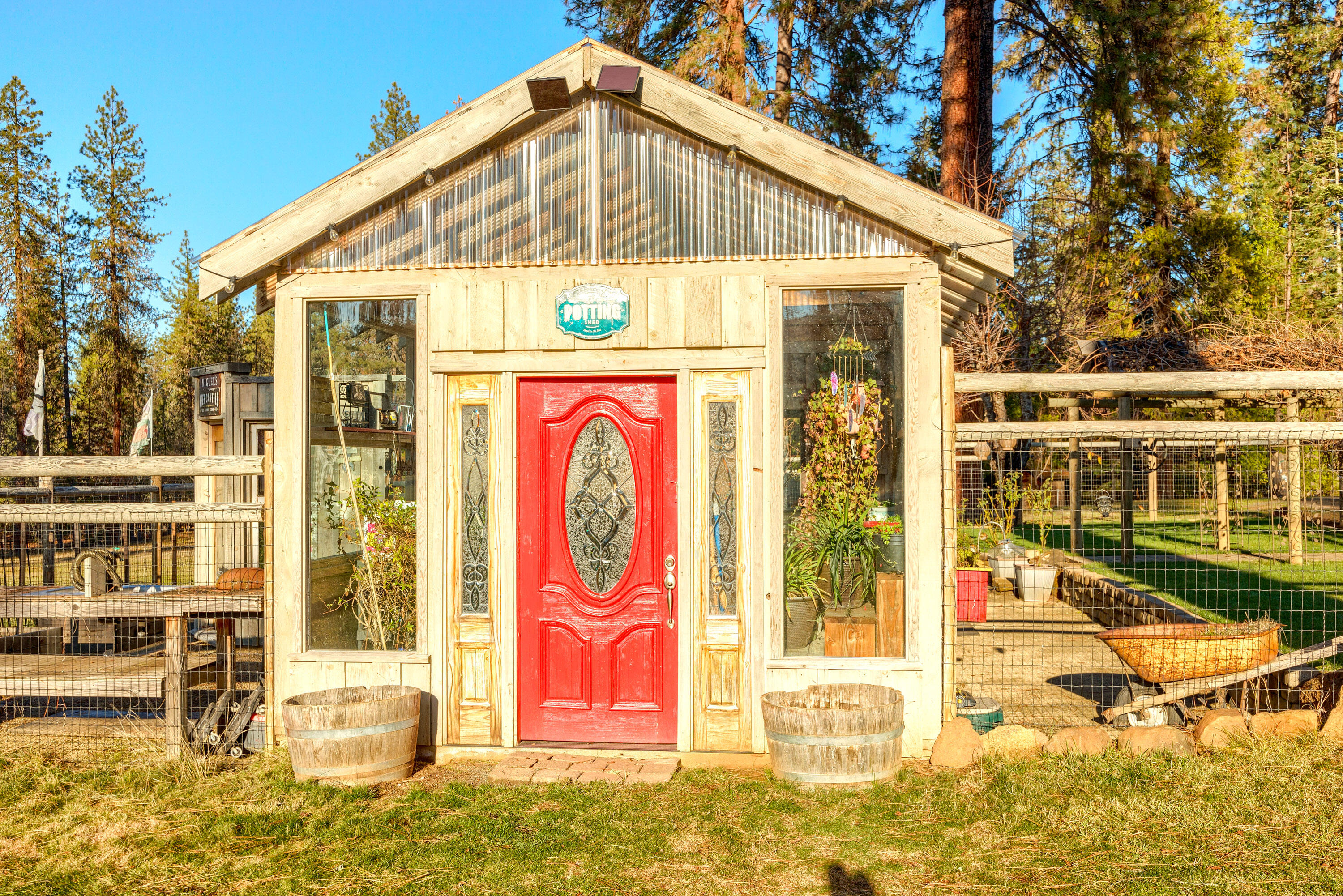 16547 Meadows Road White City, OR 97503 - Photo 41 of 76 Gallery Image 41