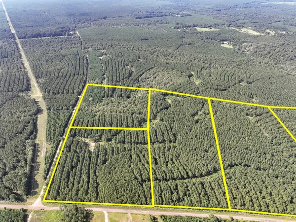 $84,500 | 6 County Road 1420, Warren, TX 77664