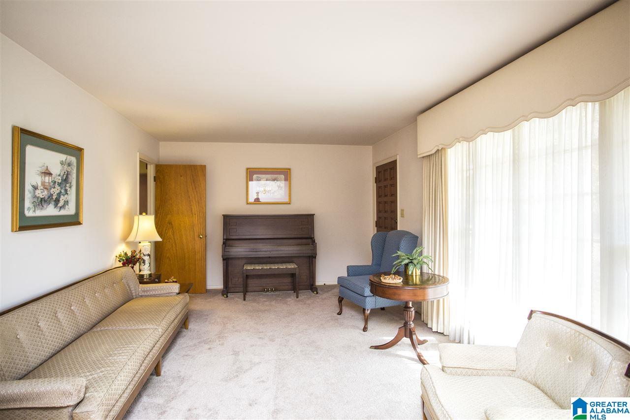 604 Forrest Drive Birmingham, AL 35209 - Photo 8 of 31
