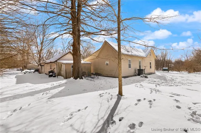 $160,000 | 7583 Gray Street, Nabb, IN 47147