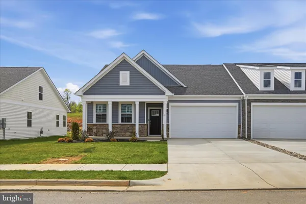 $2,750 | 115 Trellis View Lane, Winchester, VA 22602