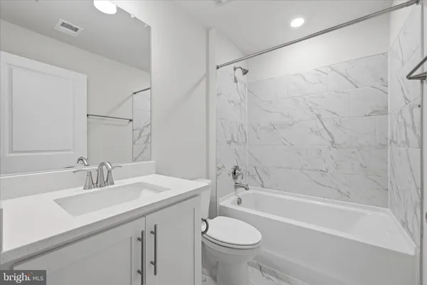 $2,750 | 115 Trellis View Lane, Winchester, VA 22602