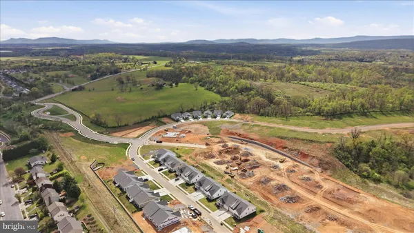 $2,750 | 115 Trellis View Lane, Winchester, VA 22602