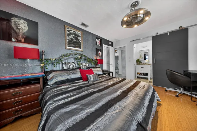 $1,500,000 | 380 Southeast 1st Terrace, Pompano Beach, FL 33060