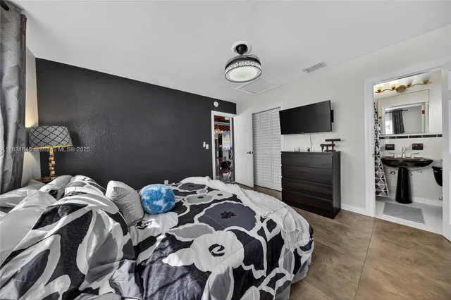 $1,500,000 | 380 Southeast 1st Terrace, Pompano Beach, FL 33060