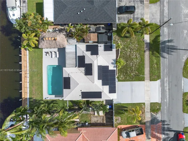$1,500,000 | 380 Southeast 1st Terrace, Pompano Beach, FL 33060