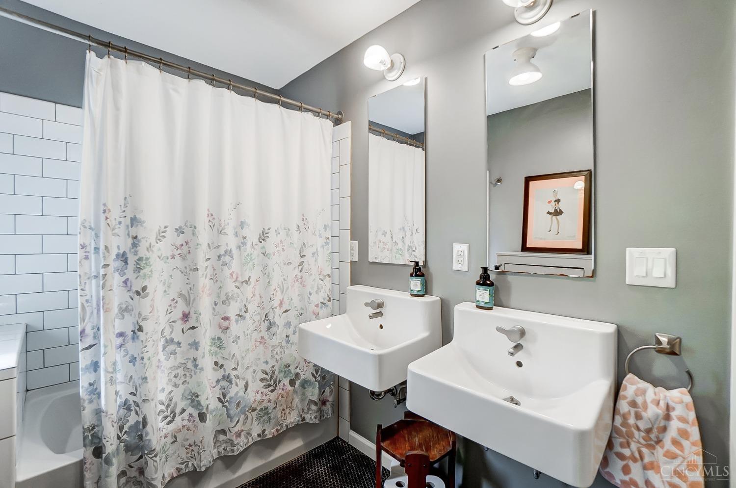 6226 Robison Road Cincinnati, OH 45213 - Photo 25 of 42 Gallery Image 25