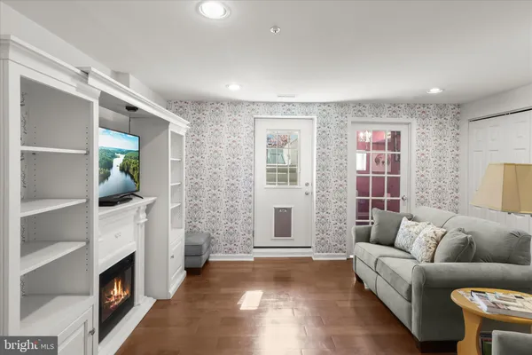 $549,900 | 7105 Natures Road, Columbia, MD 21046