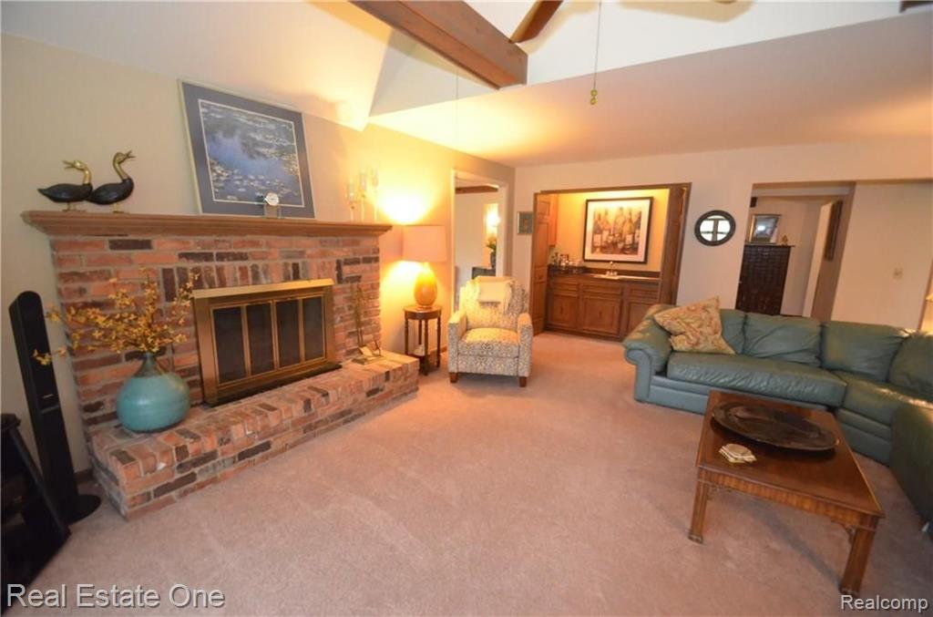 1007 Hidden Lane Rochester Hills, MI 48309 - Photo 8 of 61