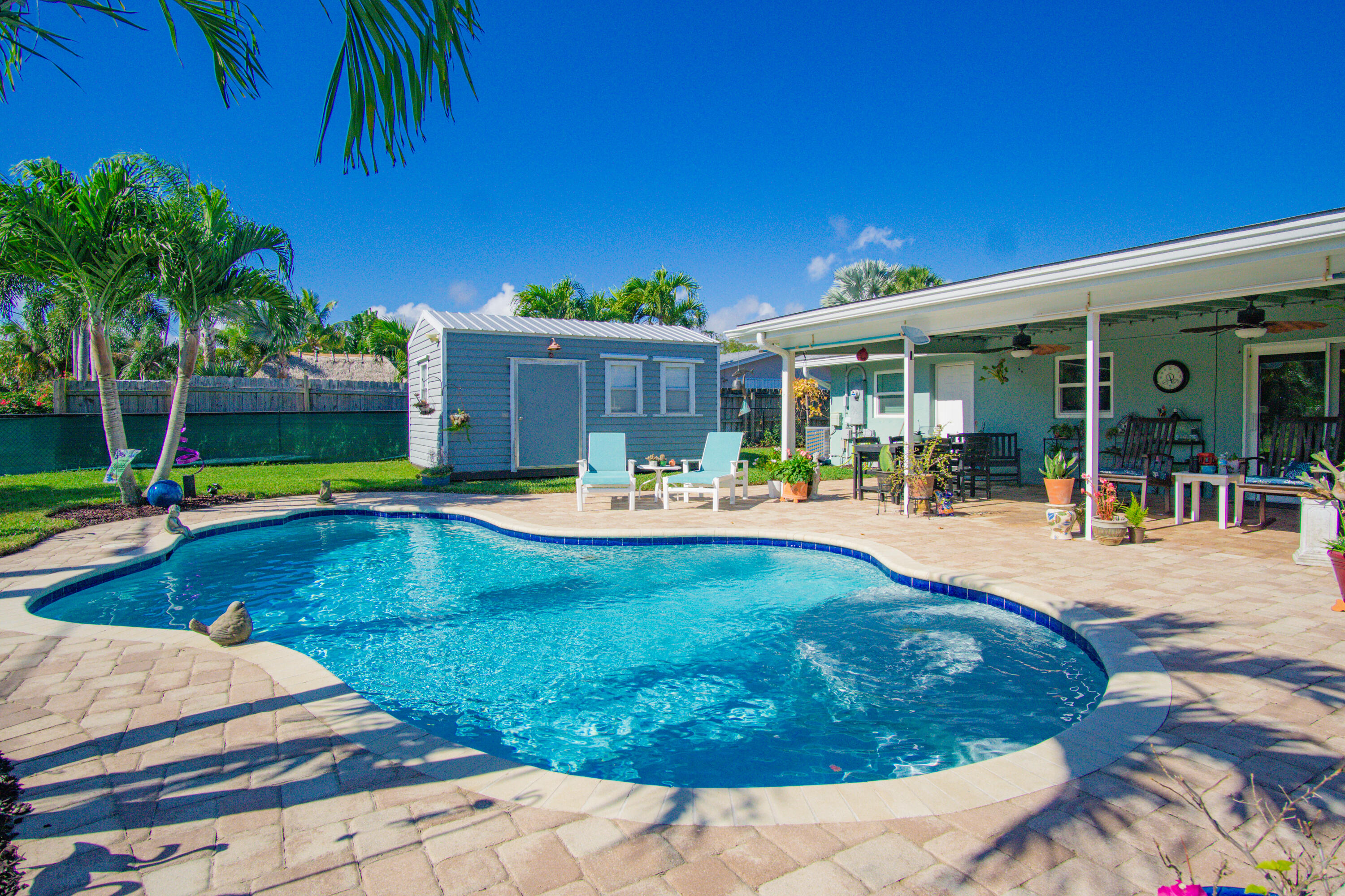 9464 Saturn Avenue Hobe Sound, FL 33455 - Photo 27 of 29 32