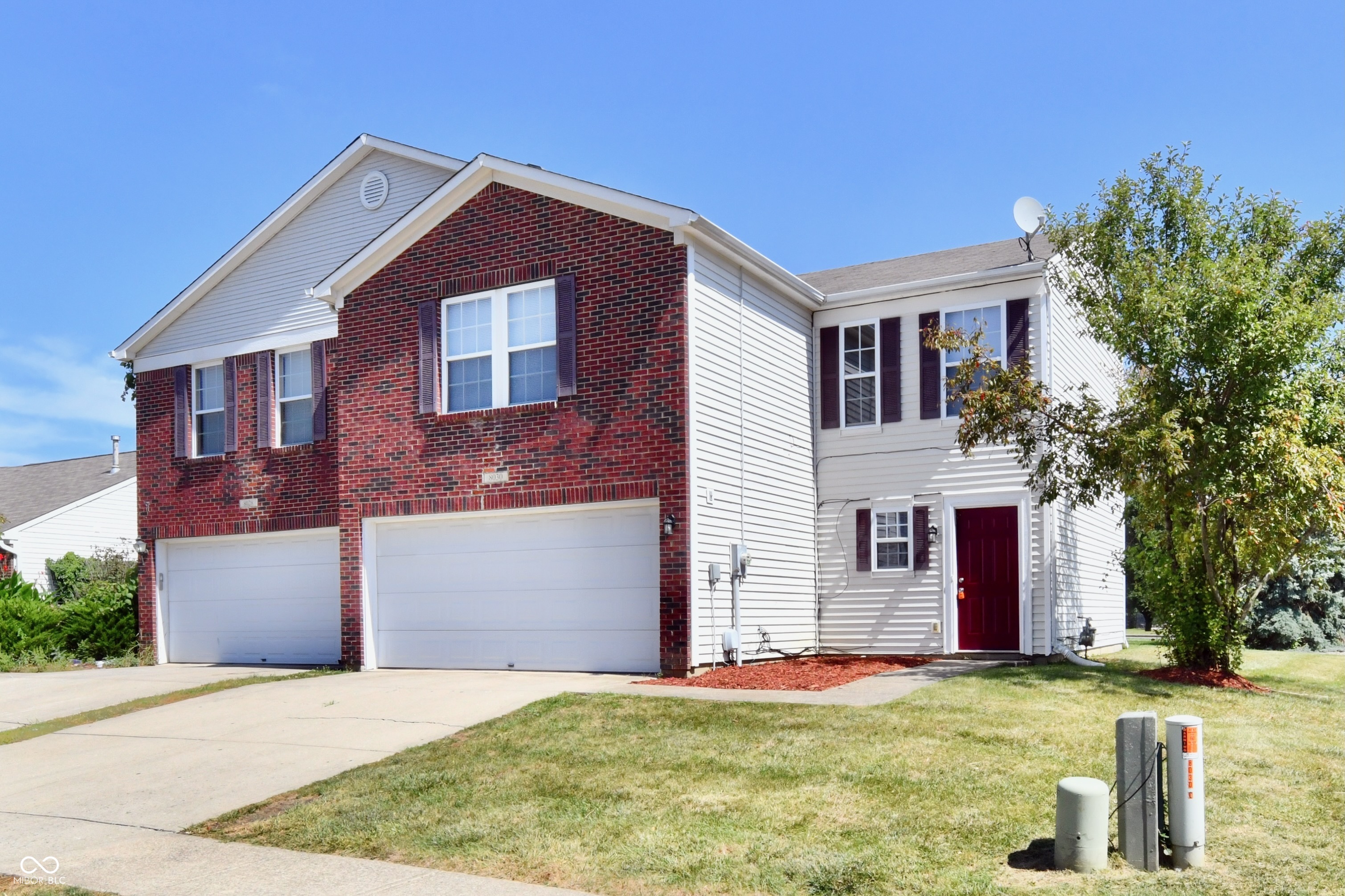 8030 Cork Bend Lane Indianapolis, IN 46239 - Photo 4 of 32