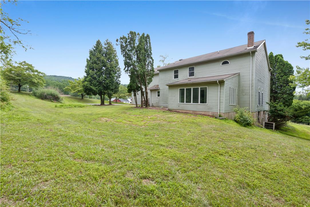 15 Spring Water Court Easton, PA 18042 - Photo 7 of 57
