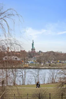 $1,599,000 | 1 Greene Street, Unit 212, Jersey City, NJ 07302