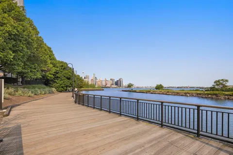 $1,599,000 | 1 Greene Street, Unit 212, Jersey City, NJ 07302