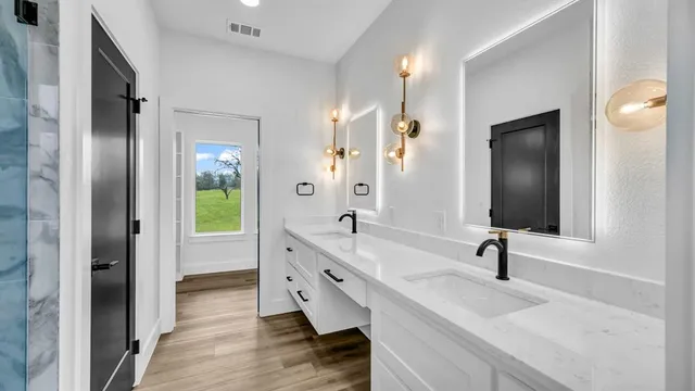 $650,000 | 2 Tbd Three Quarter Loop, Poolville, TX 76487