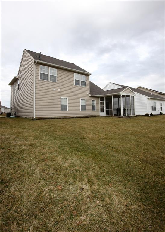 12377 Berry Patch Lane Fishers, IN 46037 - Photo 3 of 40 Gallery Image 3
