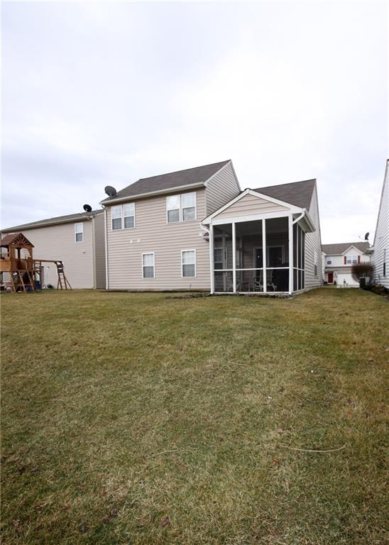 12377 Berry Patch Lane Fishers, IN 46037 - Photo 4 of 40 Gallery Image 4
