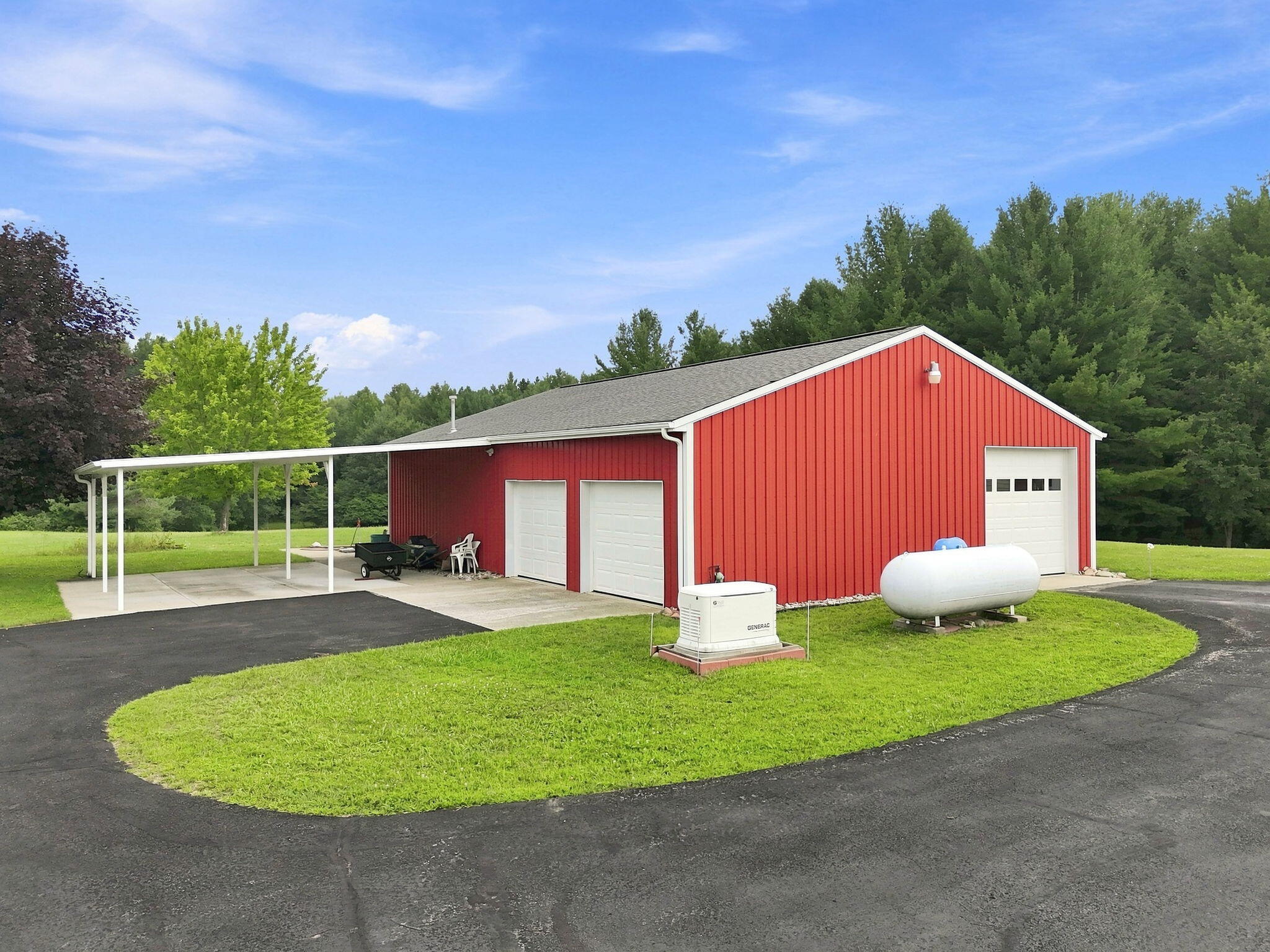 8099 Greenwood Road Gladwin, MI 48624 - Photo 4 of 67 Gallery Image 4