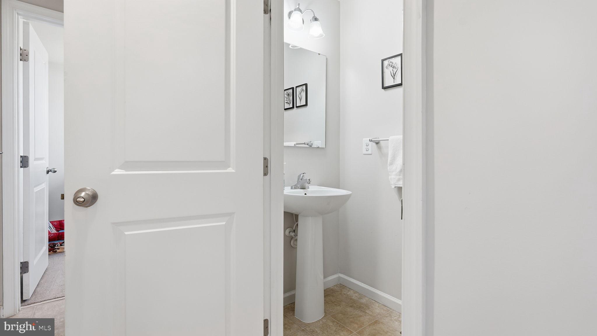2402 Butternut Lane Culpeper, VA 22701 - Photo 14 of 36 a bathroom with a shower