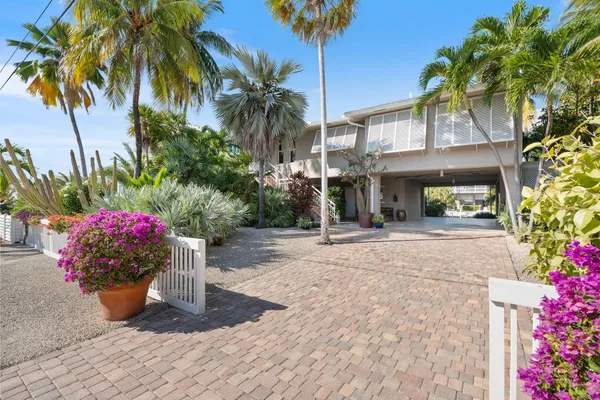 $2,695,000 | 113 Villa Bella Drive, Islamorada, FL 33036