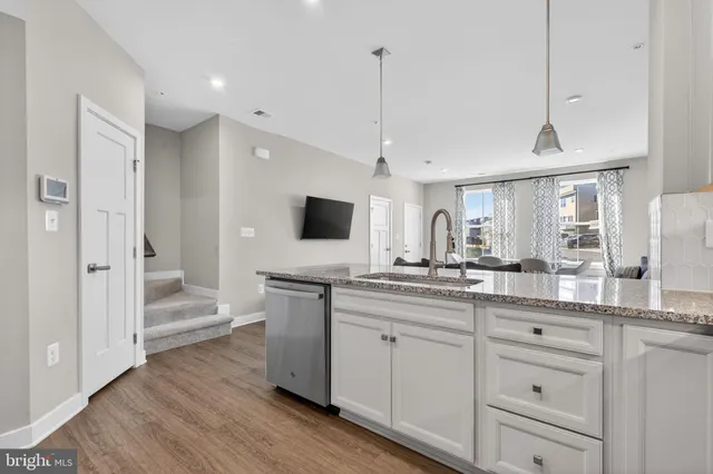 $3,150 | 100 Lawndale Drive, Bowie, MD 20716