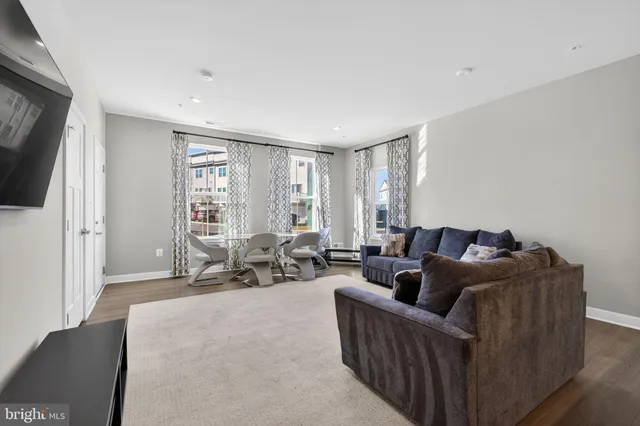 $3,150 | 100 Lawndale Drive, Bowie, MD 20716