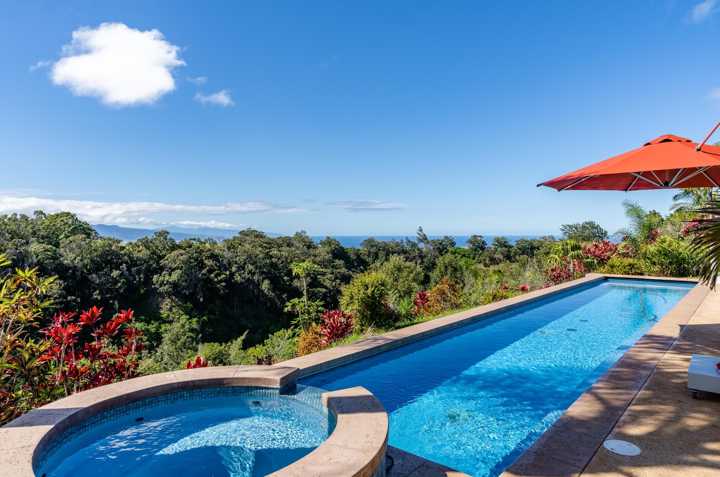 207 Uakoko Place Haiku, HI 96708 - Photo 28 of 30 a view of a lot of an outdoor space