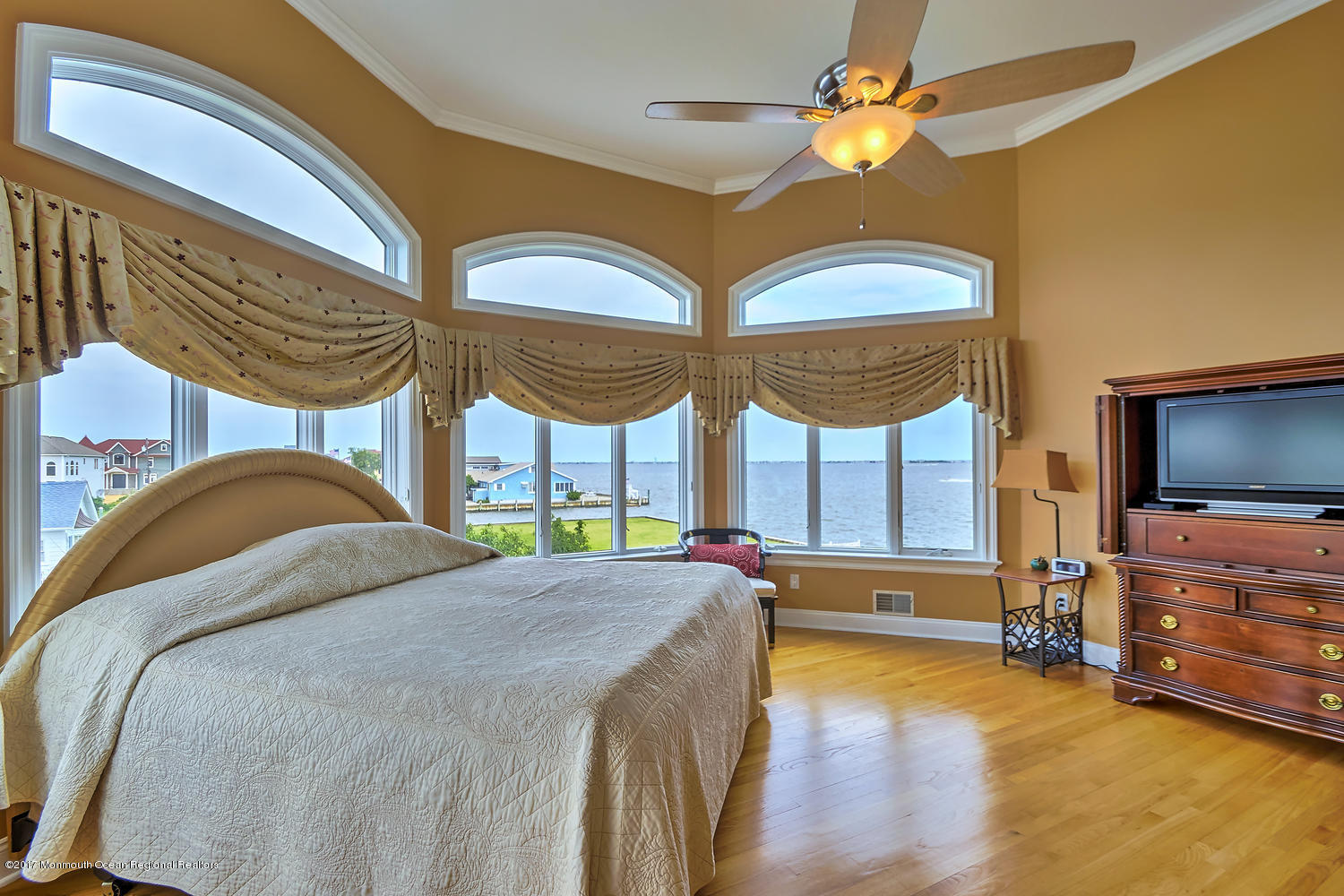 3 Cove Road Toms River, NJ 08753 - Photo 35 of 46 3_Cove_Rd_Toms_River_NJ_08753-large-031-