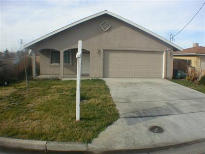 340 Knox Avenue Madera, CA 93638 - Photo 1 of 9 Gallery Image 1