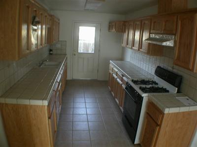 340 Knox Avenue Madera, CA 93638 - Photo 6 of 9 Gallery Image 6