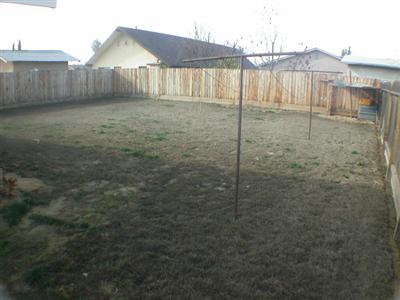 340 Knox Avenue Madera, CA 93638 - Photo 8 of 9 Gallery Image 8
