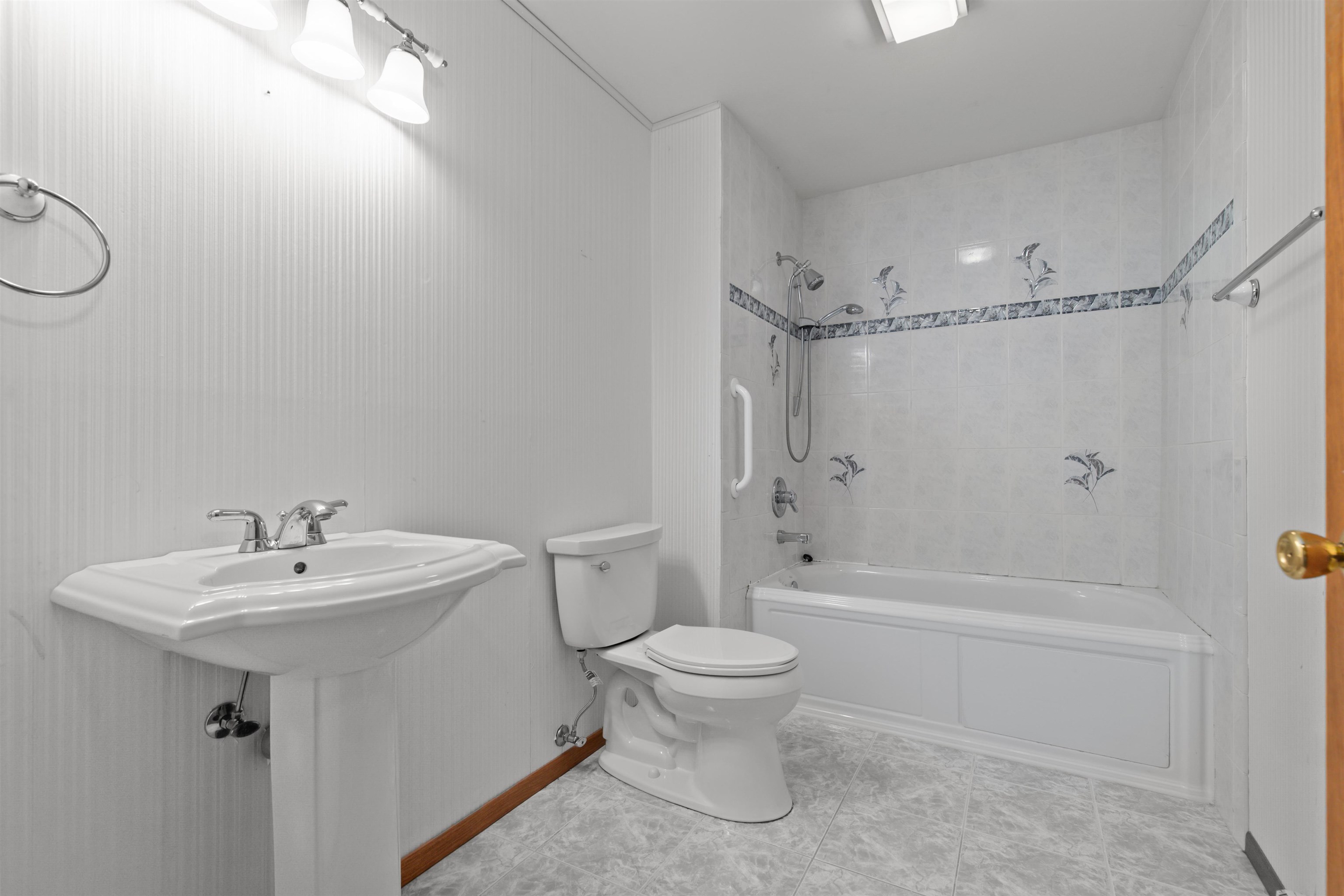 933 East Windfield Place, Unit B Appleton, WI 54911 - Photo 25 of 31