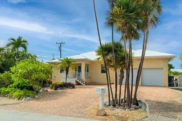 $1,499,000 | 21007 4th Avenue, Cudjoe, FL 33042