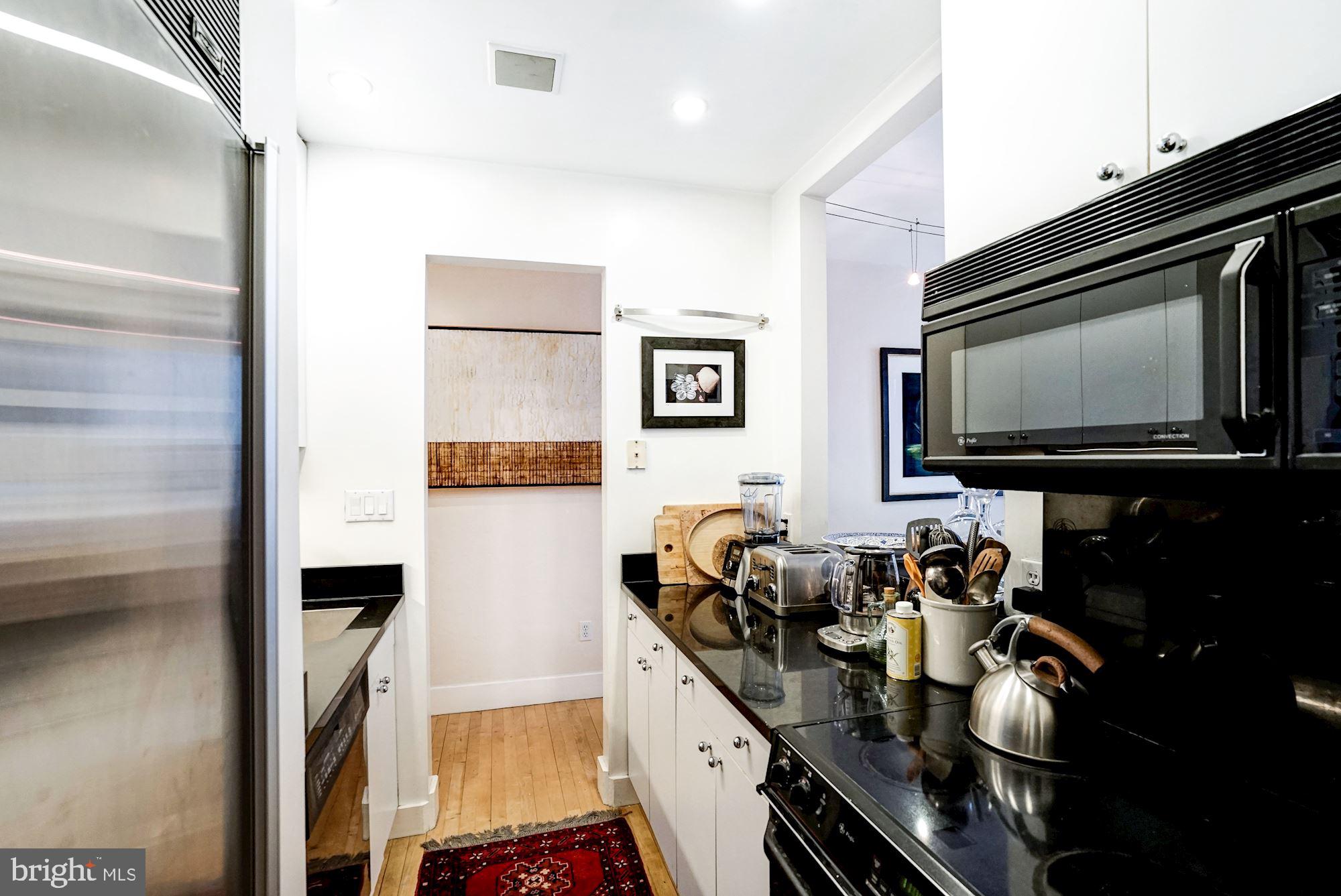 2022 Columbia Road Northwest, Unit 616 Washington, DC 20009 - Photo 11 of 36