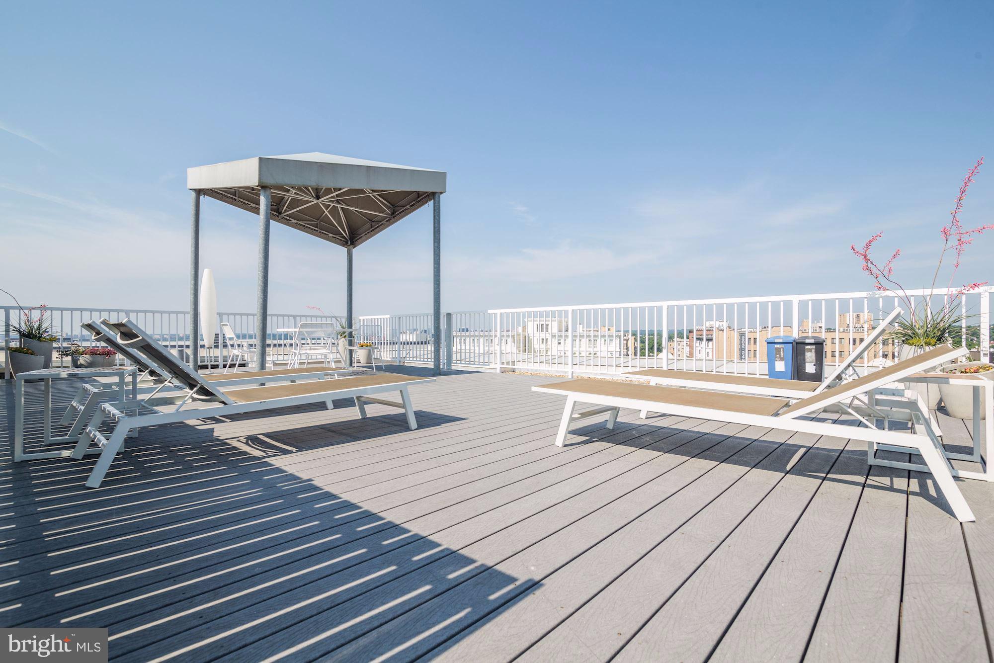 2022 Columbia Road Northwest, Unit 616 Washington, DC 20009 - Photo 29 of 36