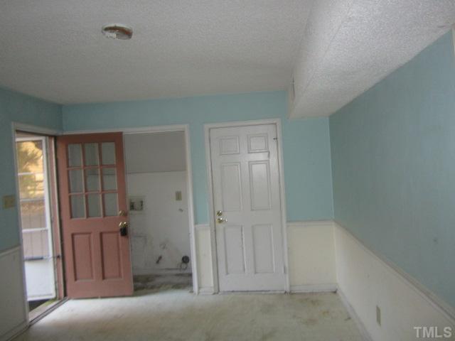 24 Lynn Road Raleigh, NC 27609 - Photo 4 of 11 Gallery Image 4