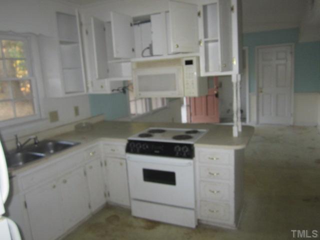24 Lynn Road Raleigh, NC 27609 - Photo 5 of 11 Gallery Image 5