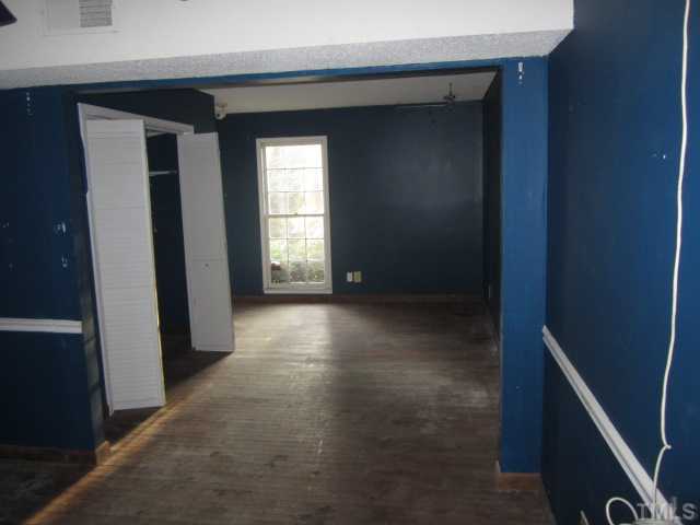 24 Lynn Road Raleigh, NC 27609 - Photo 7 of 11 Gallery Image 7