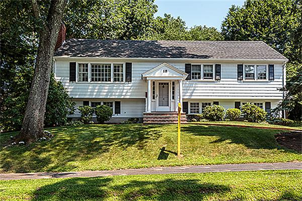 18 Hollywood Road Winchester, MA 01890 - Photo 1 of 20 Gallery Image 1