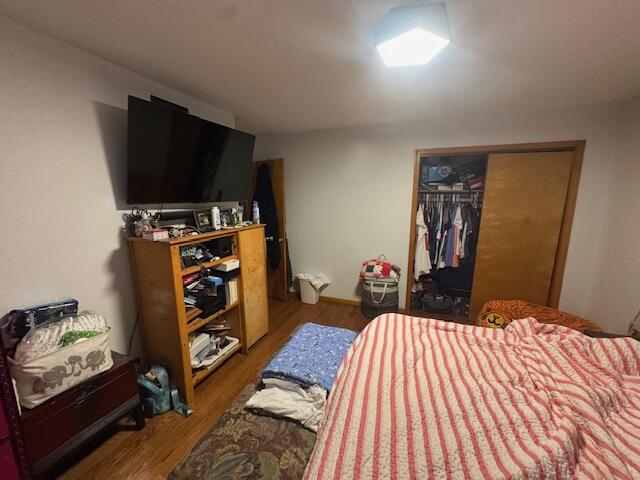 6100 Robbins Road Portage, IN 46368 - Photo 14 of 31 a bedroom with a bed and a flat screen tv