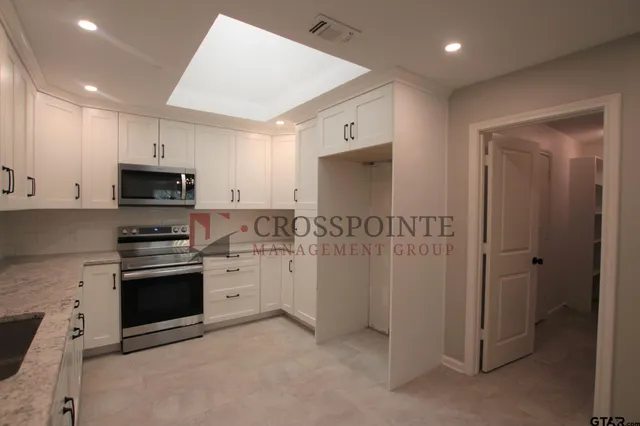 $2,195 | 581 Frederick Circle, Flint, TX 75762