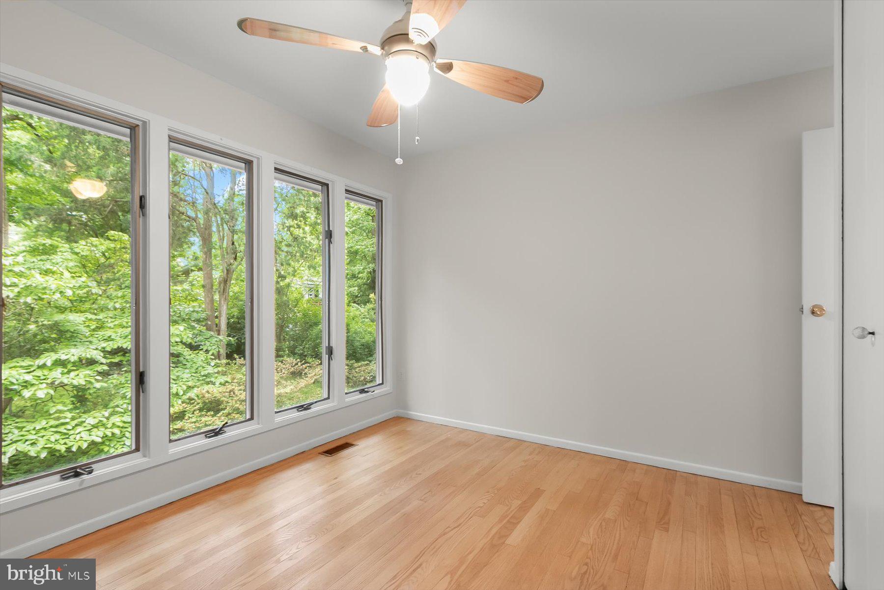 8108 Hamilton Spring Road Bethesda, MD 20817 - Photo 39 of 48