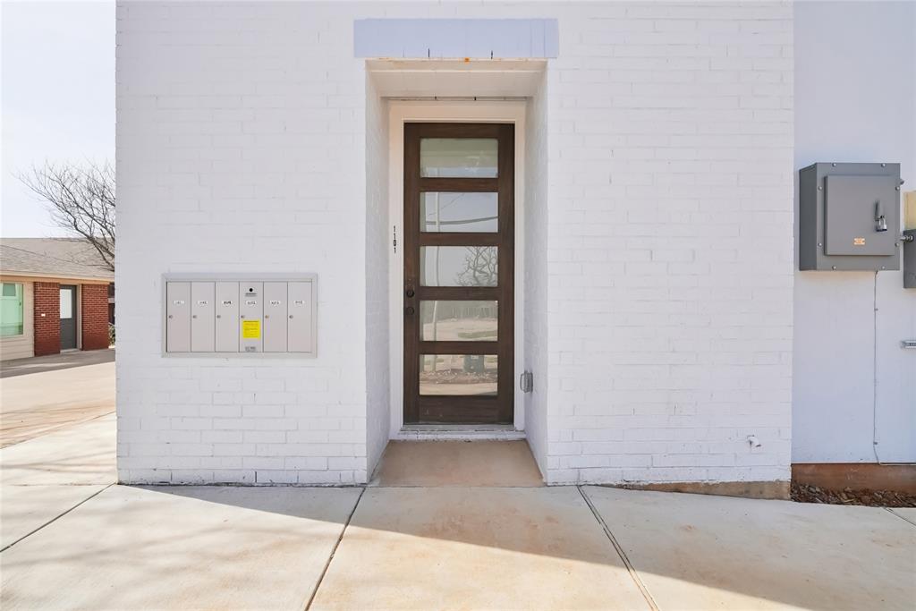 401 Bryan Street, Unit 2101 Denton, TX 76201 - Photo 2 of 33